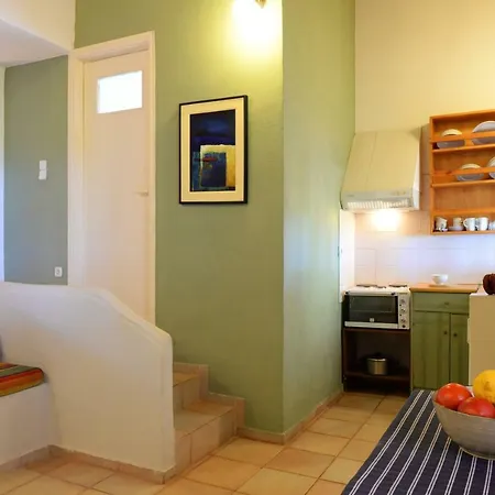 Apartment Traganitsa *